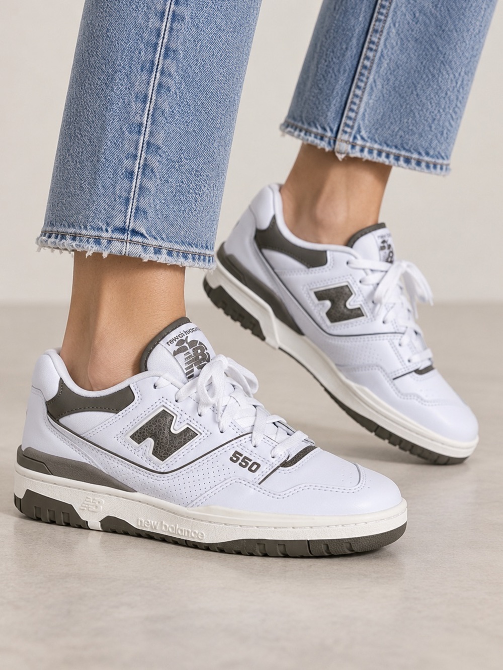New Balance 550 x AIME Leon DORE White Olive Brand New Men's Size 6/ Women's 7.5